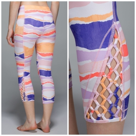 Lululemon True Self Crop Leggings - Picture 2 of 7